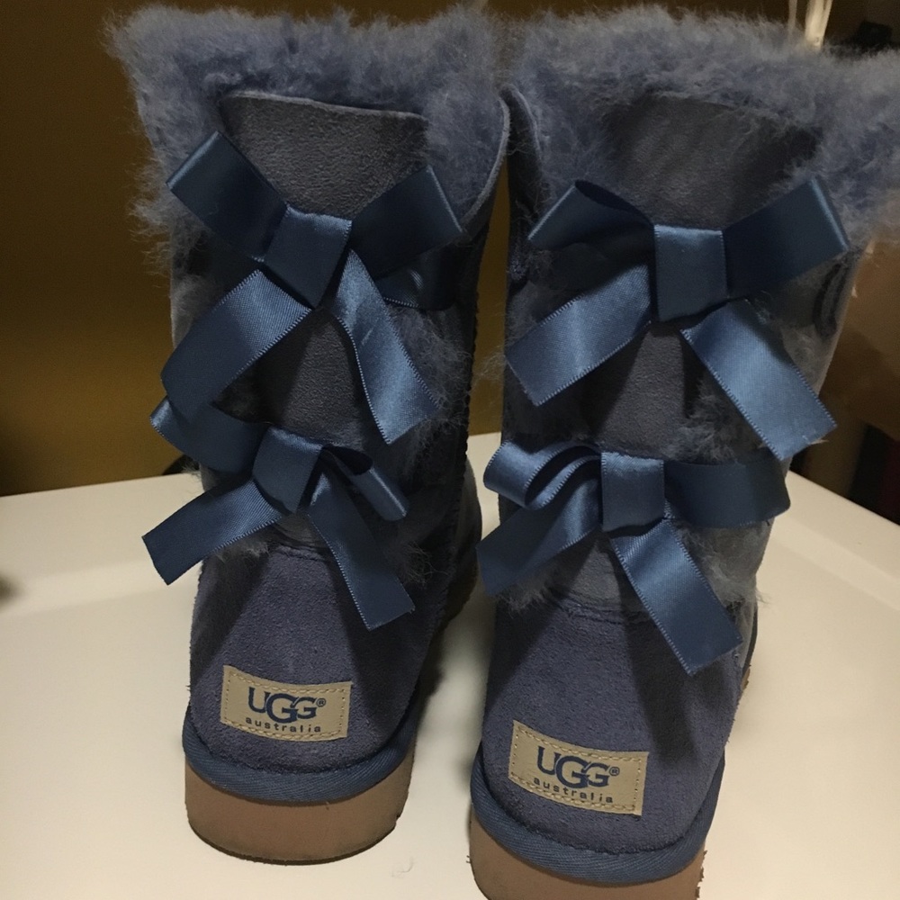 Authentic UGG Bailey Bow II Boots ( Worn once)